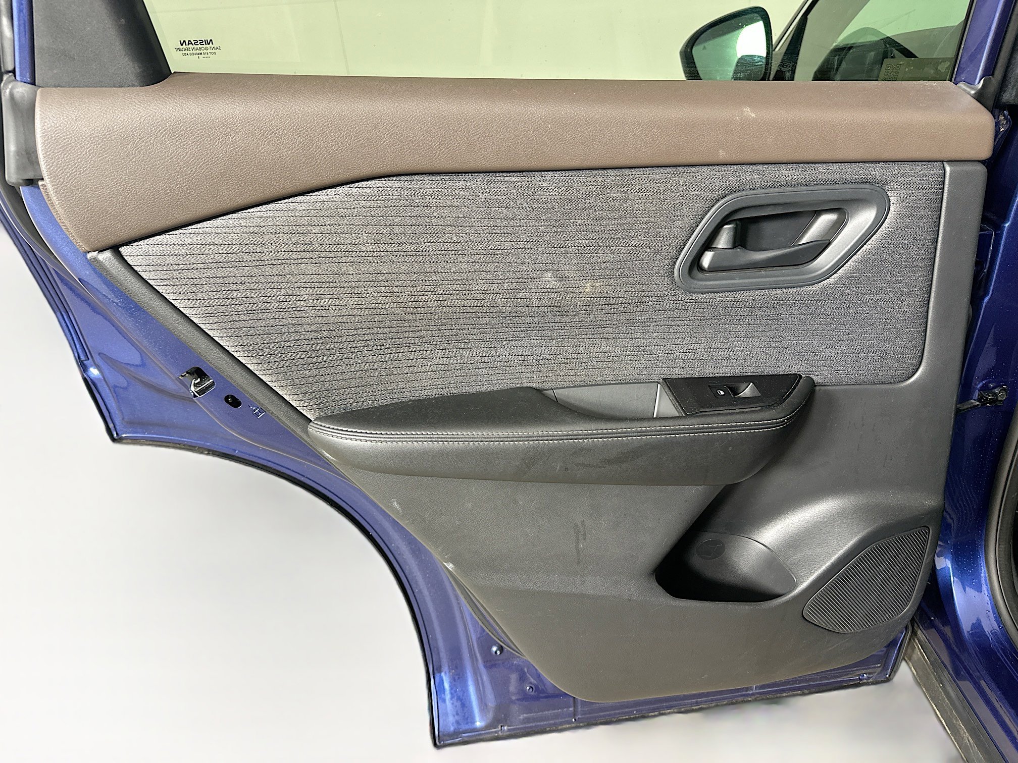 Used 2021 Nissan Rogue S AWD/4WD image 25