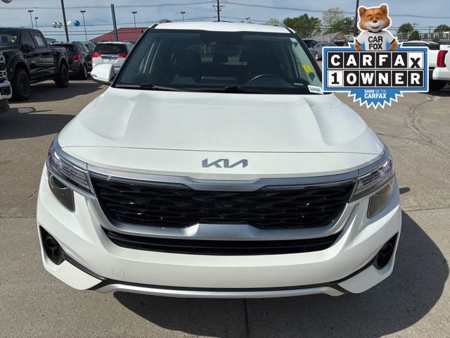 Used 2023 Kia Seltos S w/ Navigation Package image 2