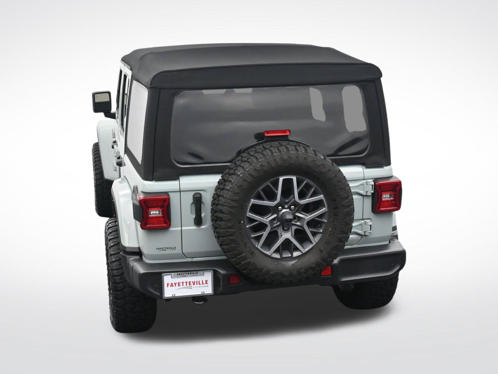 Used 2024 Jeep Wrangler Unlimited Sahara w/ Safety Group AWD/4WD image 27