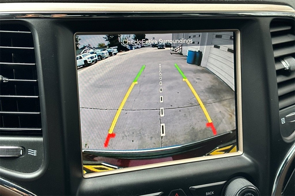 Used 2016 Jeep Grand Cherokee Limited image 21