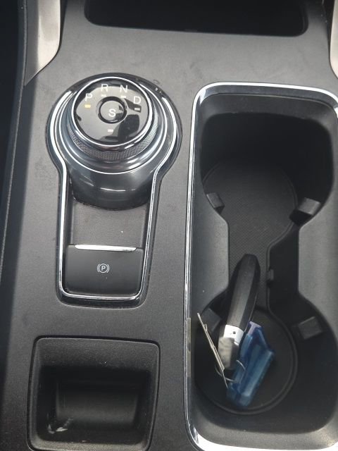 Used 2019 Ford Fusion SE image 30