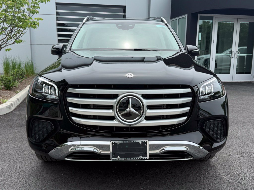 Used 2026 Mercedes-Benz GLS 450 4MATIC image 2