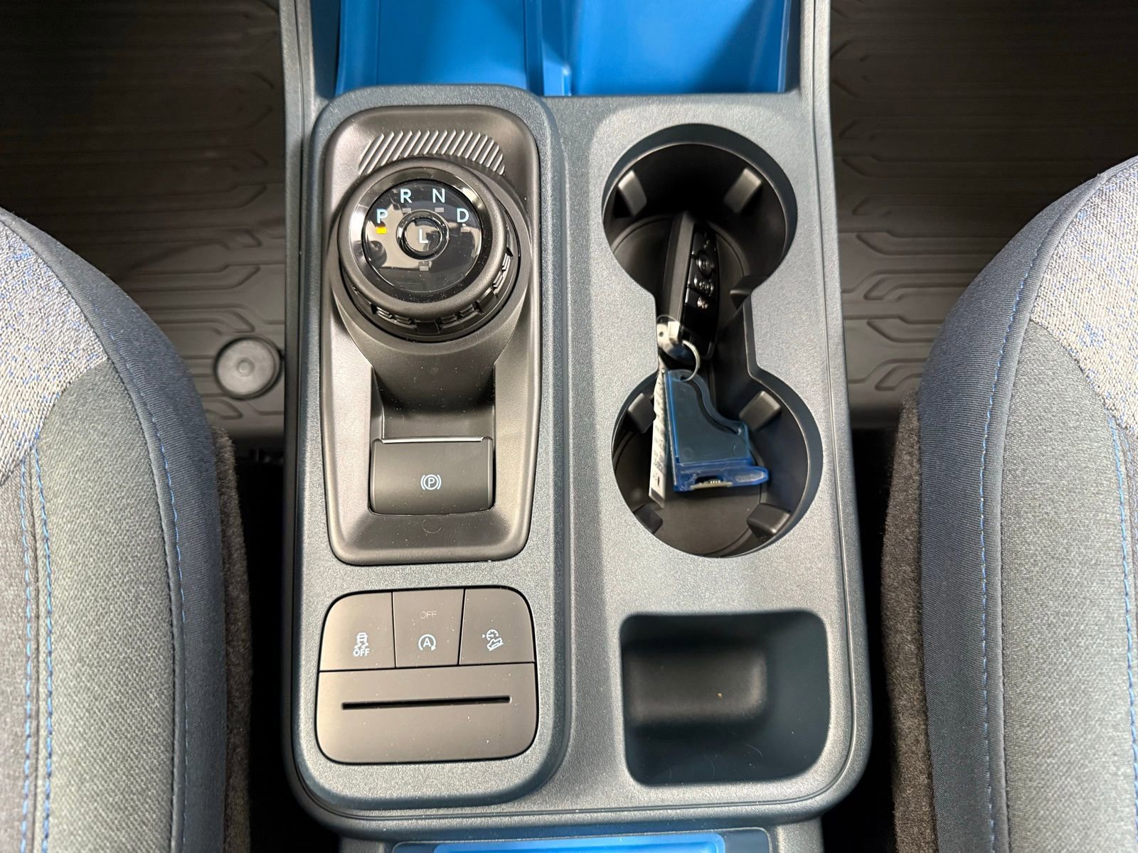 New 2025 Ford Maverick XLT w/ XLT Luxury Package image 23