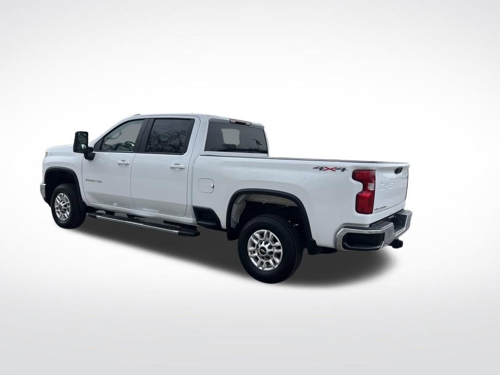 Used 2025 Chevrolet Silverado 2500 LT w/ Convenience Package image 5