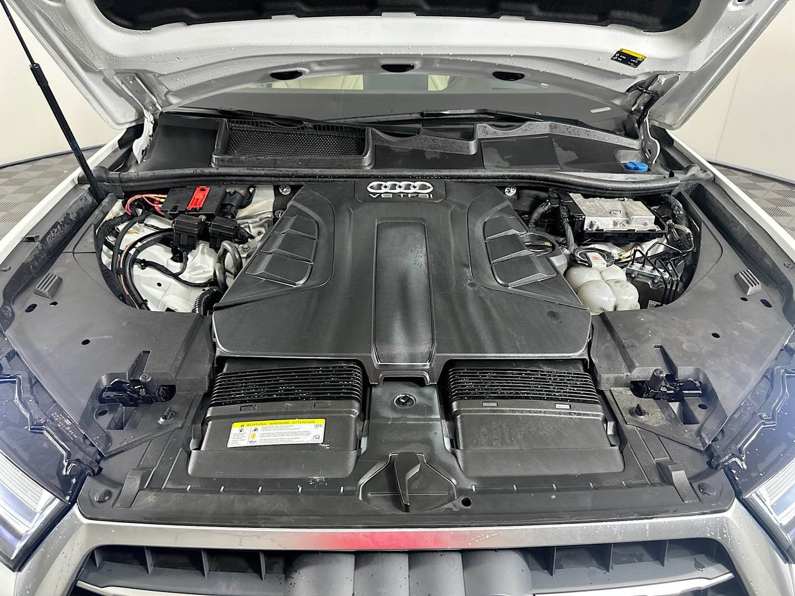 Used 2018 Audi Q7 3.0T Prestige w/ Prestige Package AWD/4WD image 32