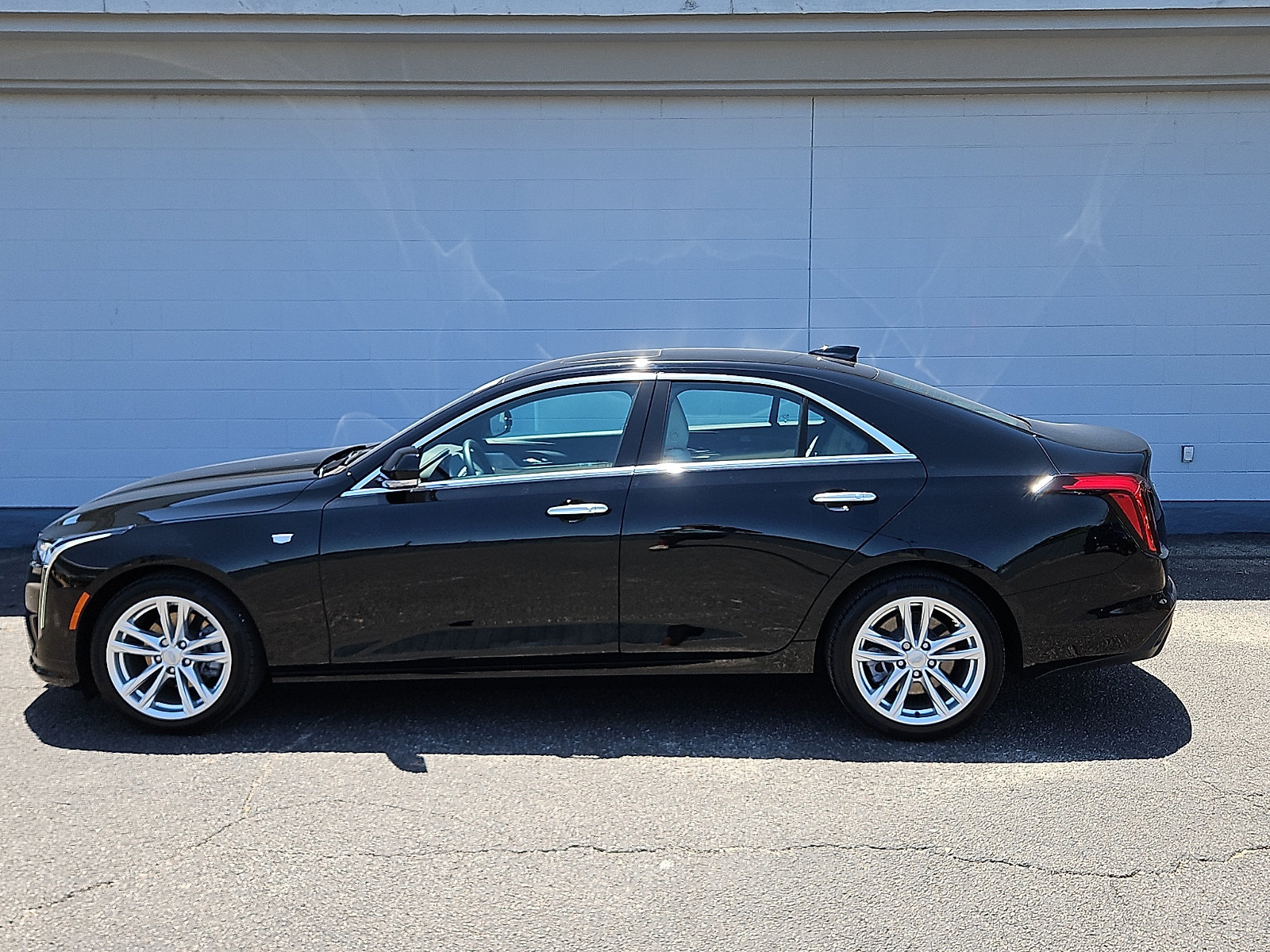 Certified 2025 Cadillac CT4 Luxury w/ Sun And Sound Package RWD image 2