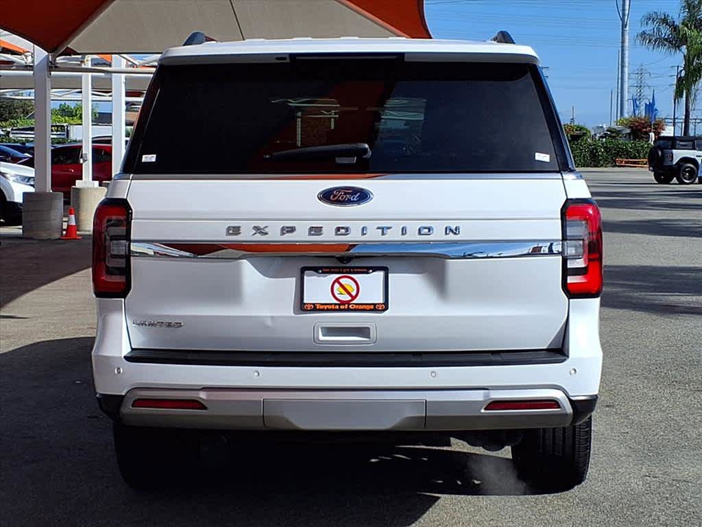 Used 2024 Ford Expedition Limited image 5