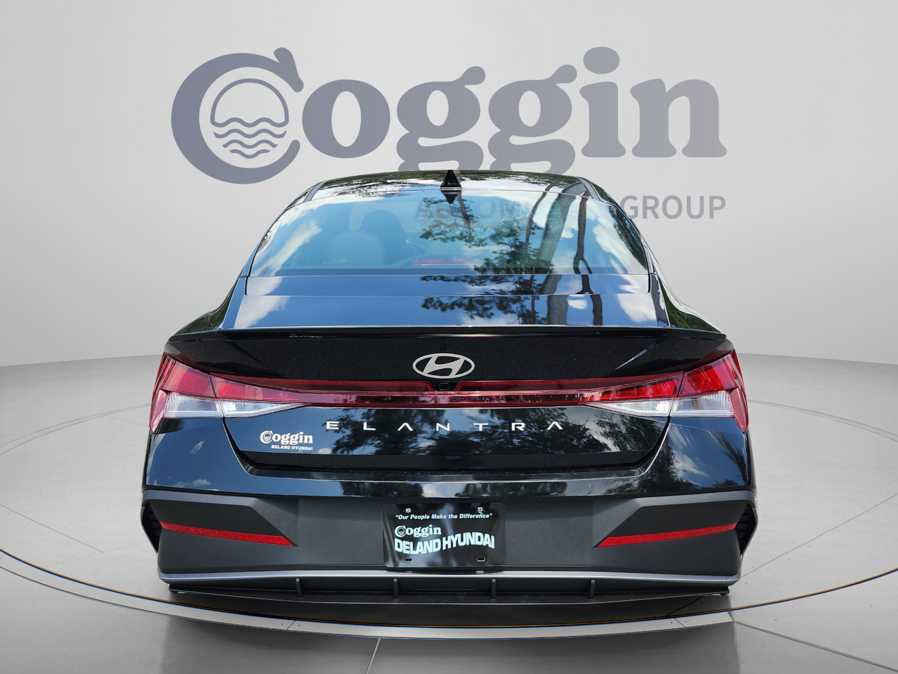 New 2026 Hyundai Elantra SEL Sport FWD image 4