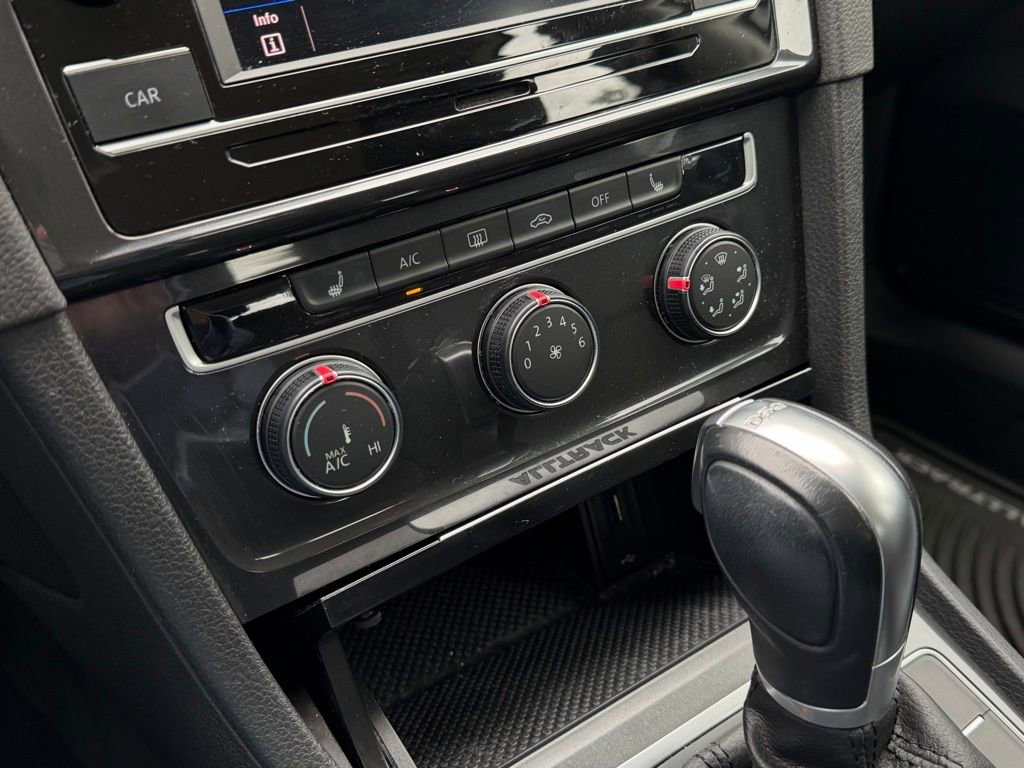 Used 2019 Volkswagen Golf Alltrack S image 22