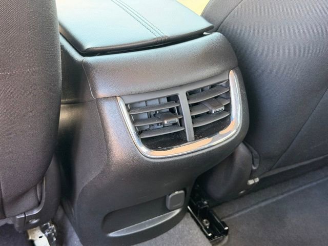 Used 2025 Chevrolet Malibu LT FWD image 11
