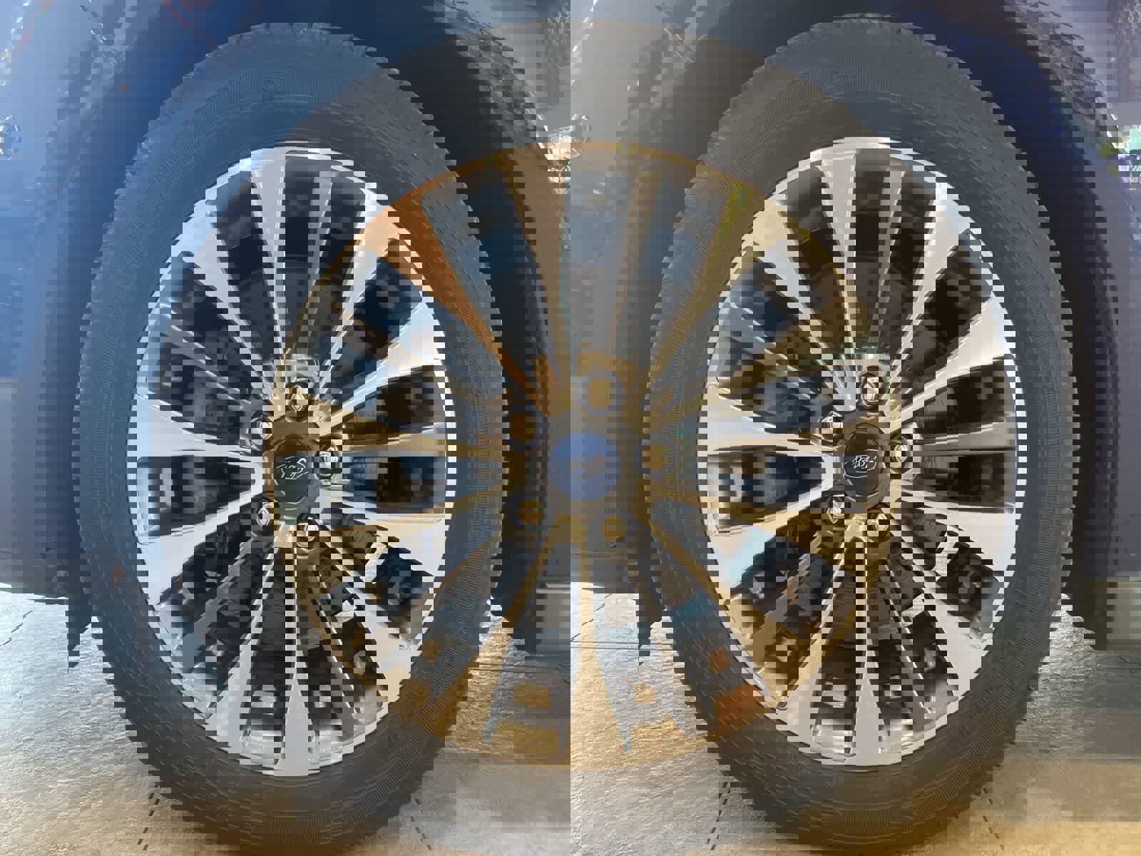 Used 2017 Ford C-MAX Energi Titanium w/ Equipment Group 501A image 11