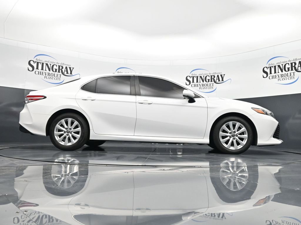 Used 2020 Toyota Camry LE image 24