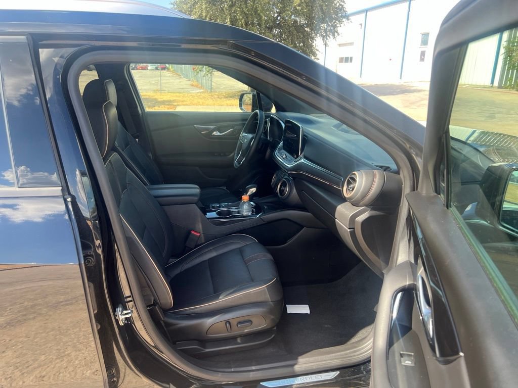 Used 2023 Chevrolet Blazer Premier AWD/4WD image 21