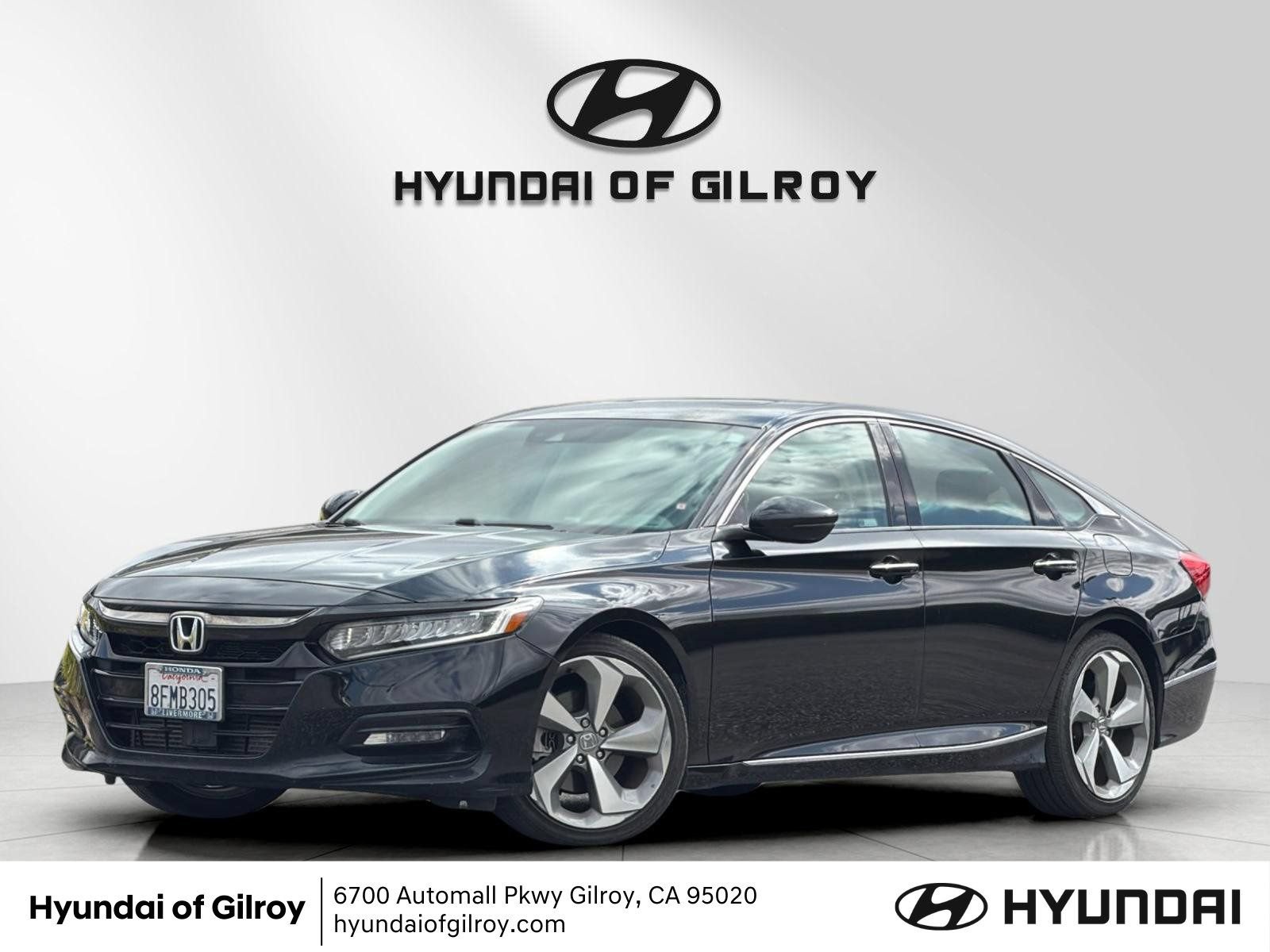 Used 2018 Honda Accord Touring image 1