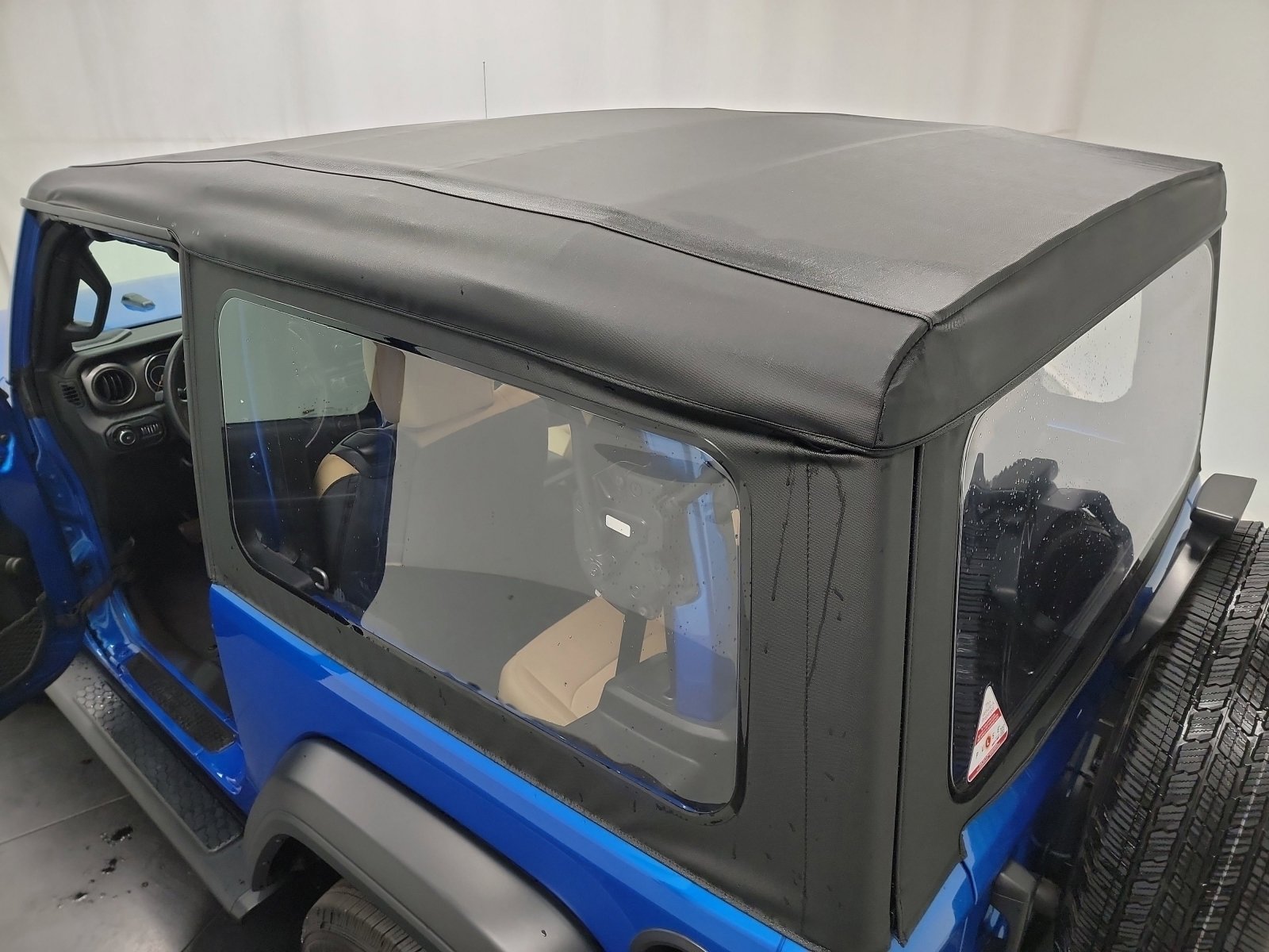 Used 2021 Jeep Wrangler Sport image 24