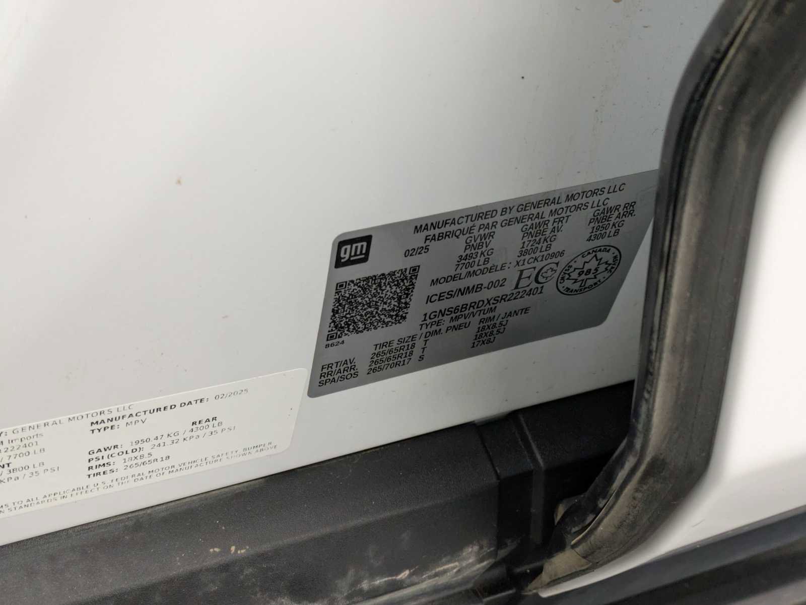 Used 2025 Chevrolet Suburban LS w/ Max Trailering Package image 32