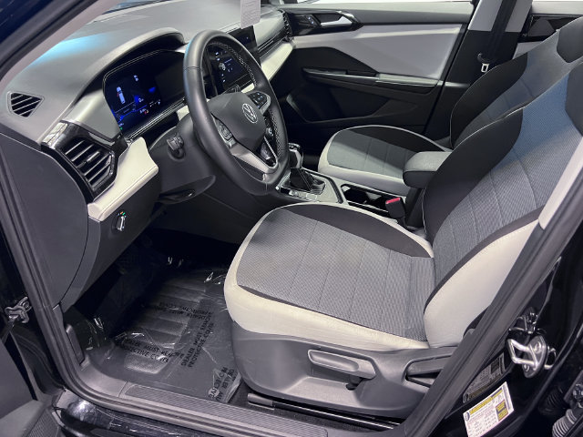 Certified 2025 Volkswagen Taos S FWD image 6