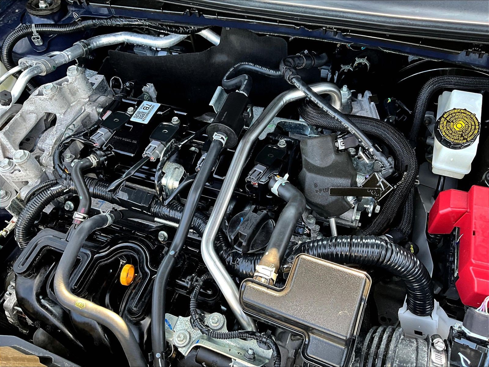Certified 2025 Nissan Kicks SR AWD/4WD image 33