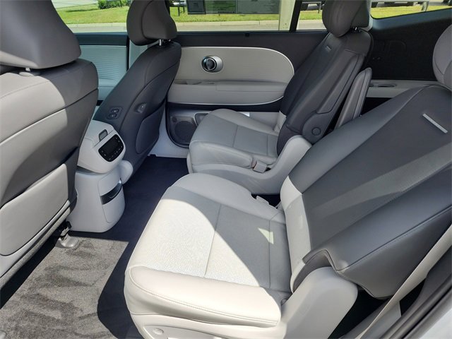 New 2026 Hyundai Ioniq 9 Limited image 15
