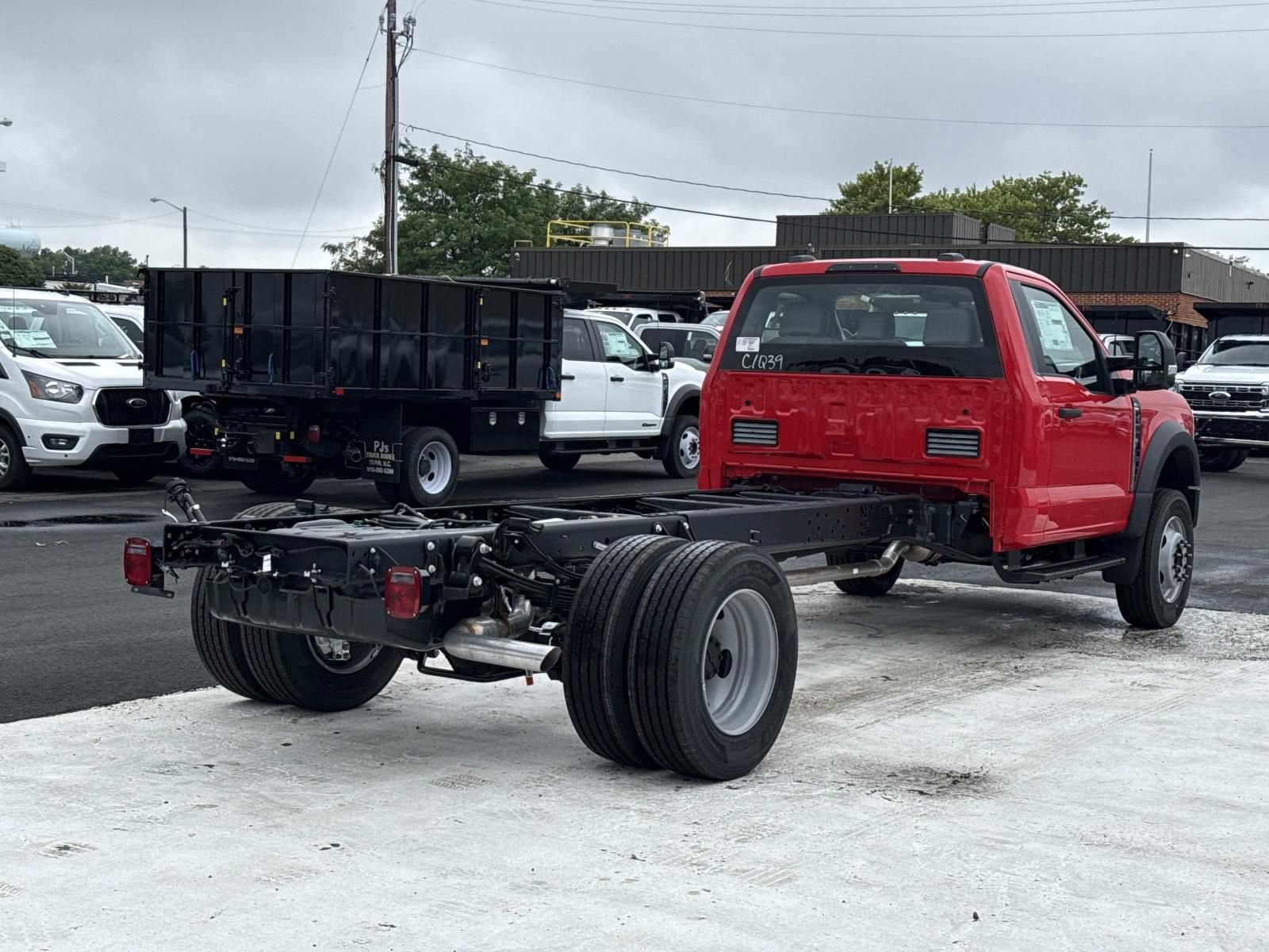New 2026 Ford F600 2WD Regular Cab Super Duty image 3