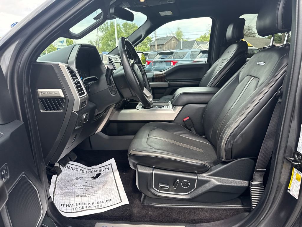 Used 2015 Ford F150 Platinum w/ Equipment Group 701A Luxury AWD/4WD image 24