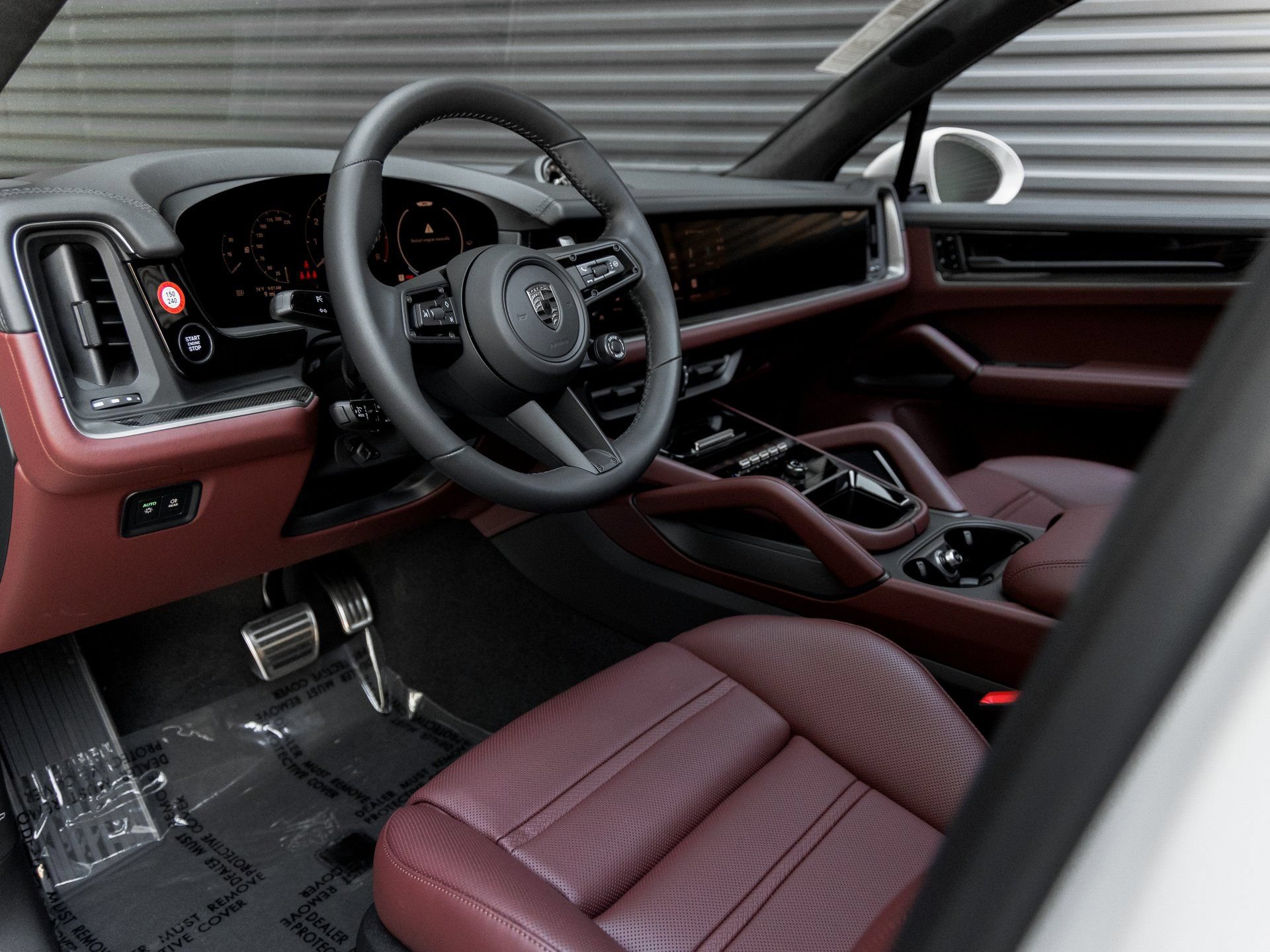 New 2026 Porsche Cayenne Turbo AWD/4WD image 4