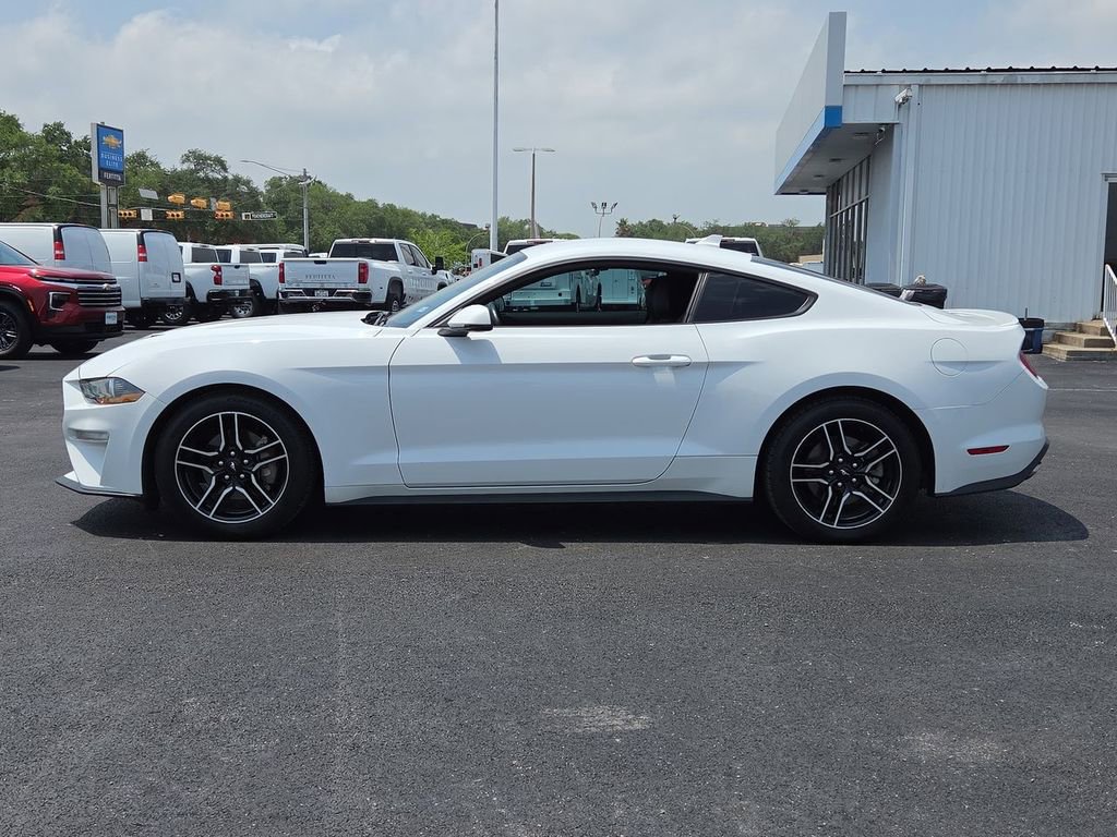 Used 2022 Ford Mustang Premium w/ Equipment Group 201A RWD image 3