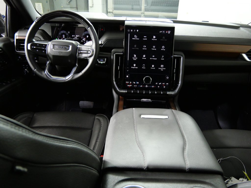 Used 2025 GMC Yukon Denali w/ Denali Reserve Package AWD/4WD image 26