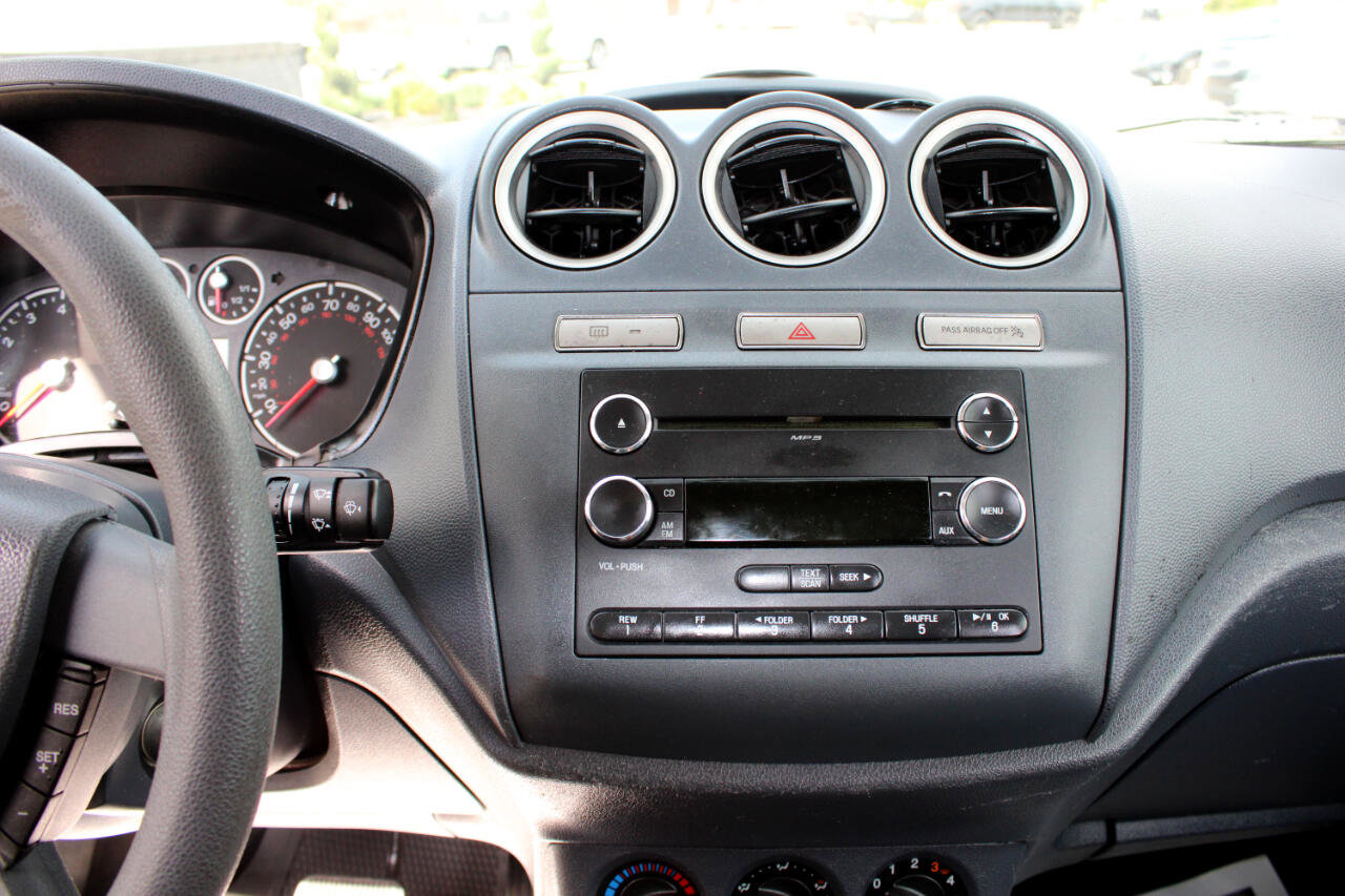 Used 2013 Ford Transit Connect XLT image 17