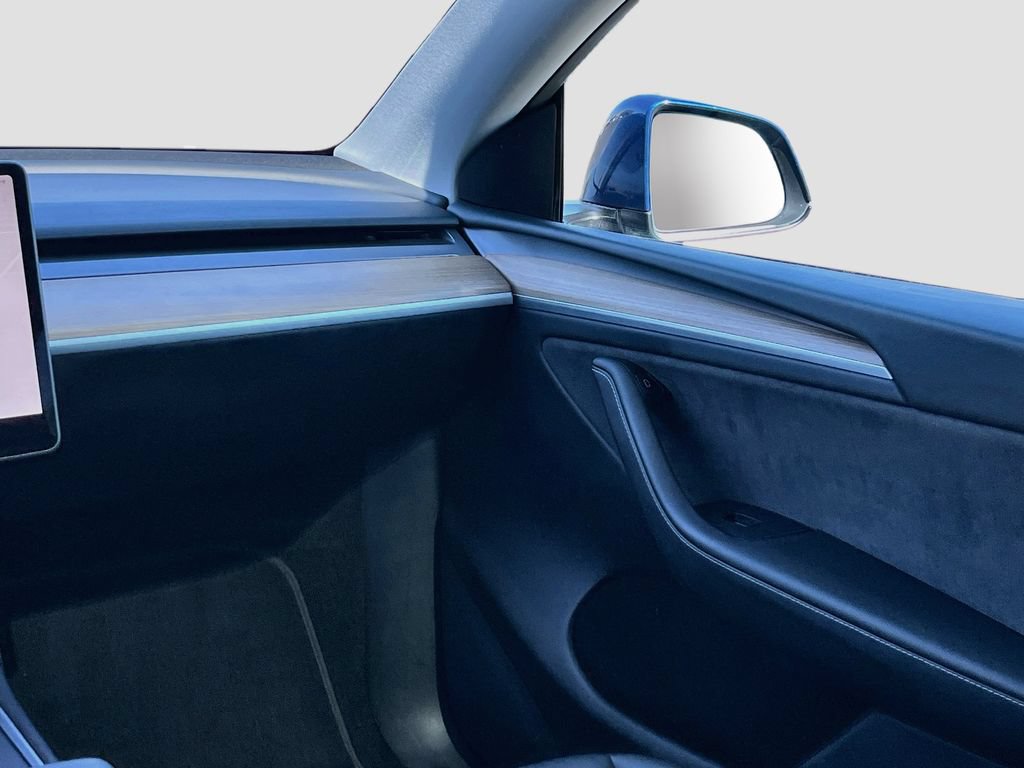Used 2023 Tesla Model Y Long Range AWD/4WD image 24