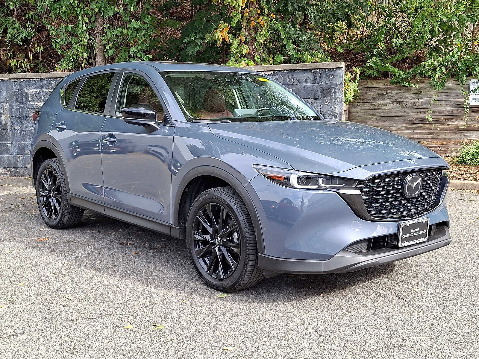 Certified 2023 MAZDA CX-5 Carbon Edition image 3