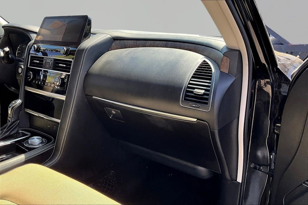 Used 2023 INFINITI QX80 Premium Select w/ All-Season Package AWD/4WD image 22