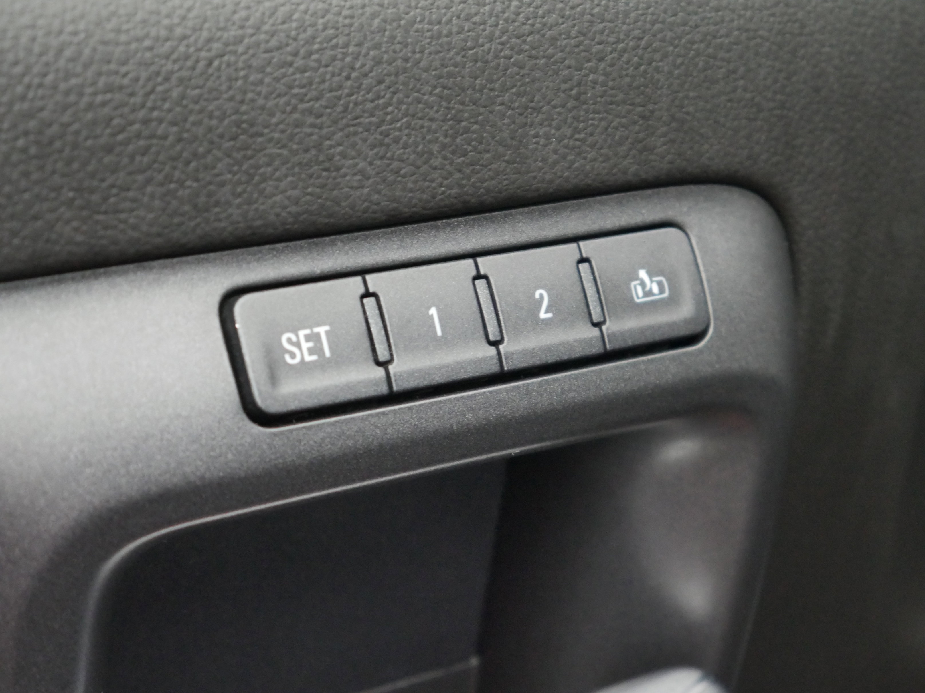 Used 2019 GMC Sierra 2500 Denali image 35