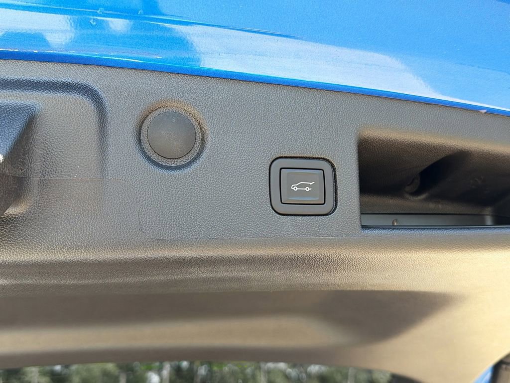 Used 2024 Chevrolet Equinox RS w/ RS Leather Package FWD image 36