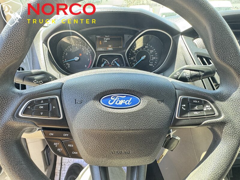 Used 2015 Ford Focus SE FWD image 17