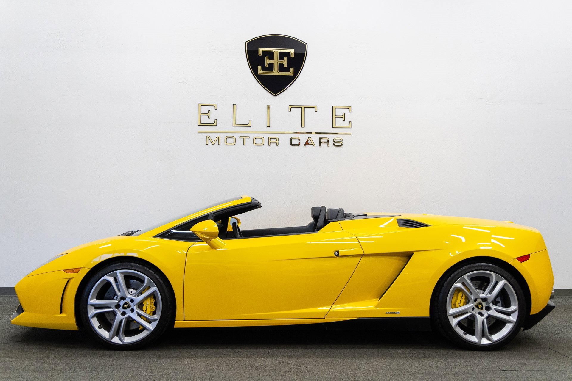 Used 2013 Lamborghini Gallardo LP 550-2 image 2