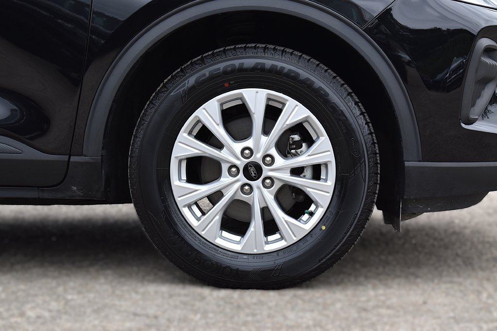 Certified 2024 Ford Escape Active AWD/4WD image 6
