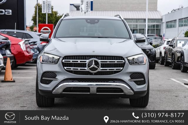 Used 2025 Mercedes-Benz GLE 450e 4MATIC image 2