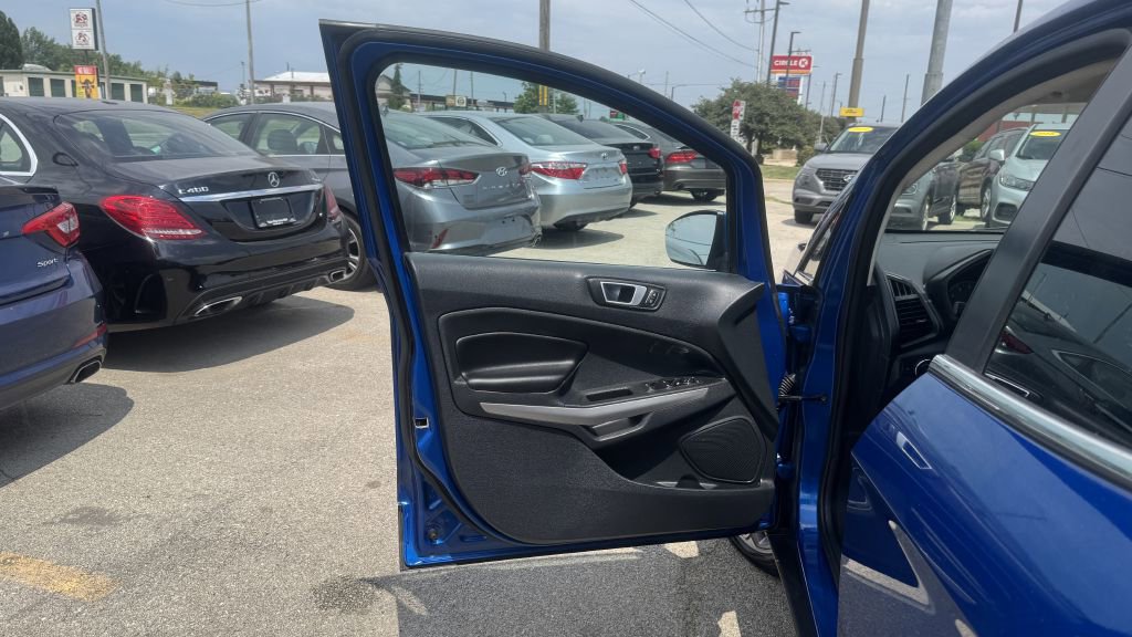 Used 2020 Ford EcoSport Titanium FWD image 15