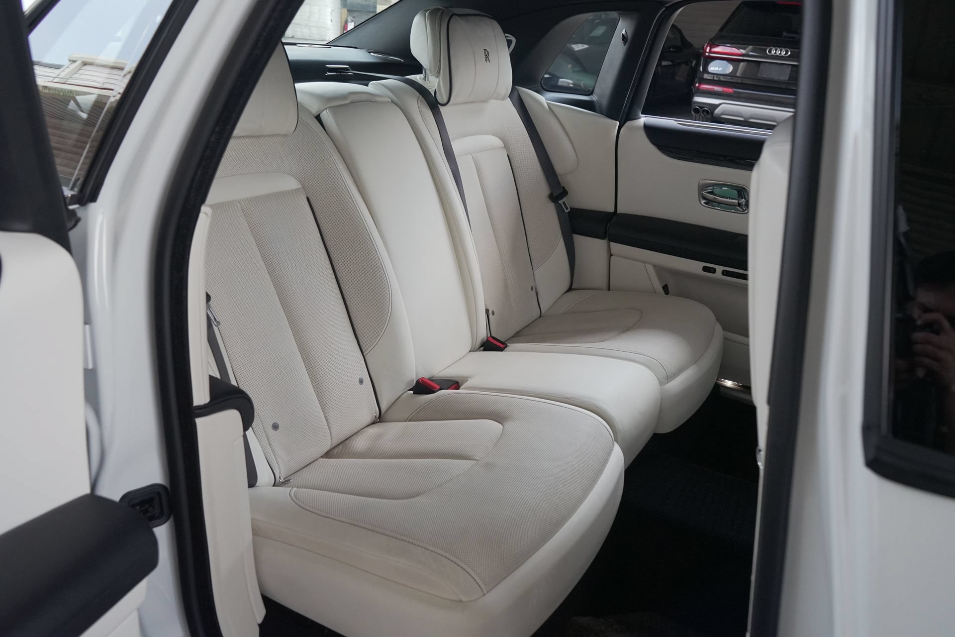 Used 2021 Rolls-Royce Ghost AWD/4WD image 18