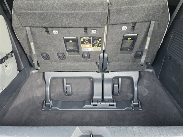Used 2025 Toyota Sienna XLE image 24