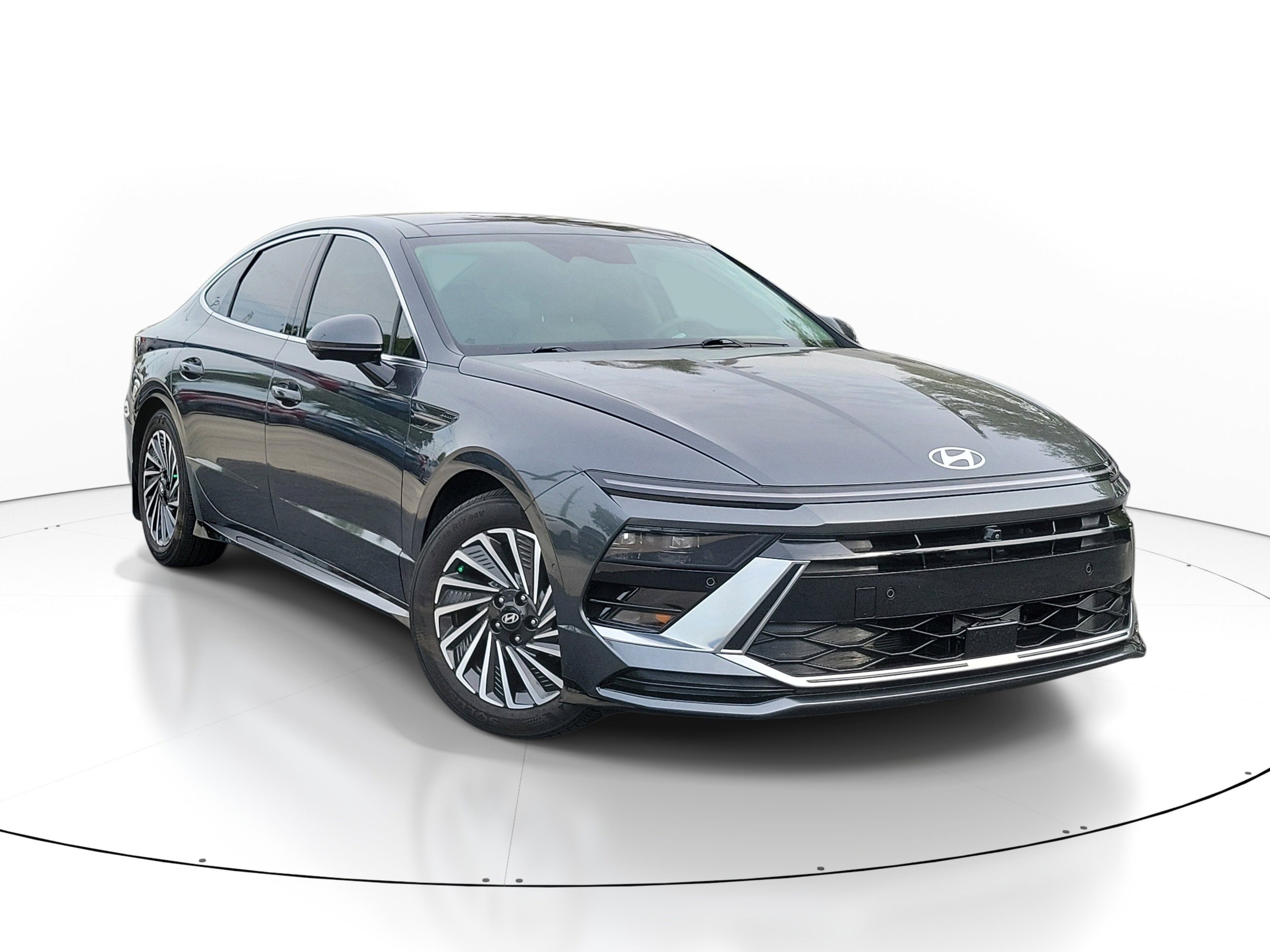 Used 2024 Hyundai Sonata Limited FWD image 1