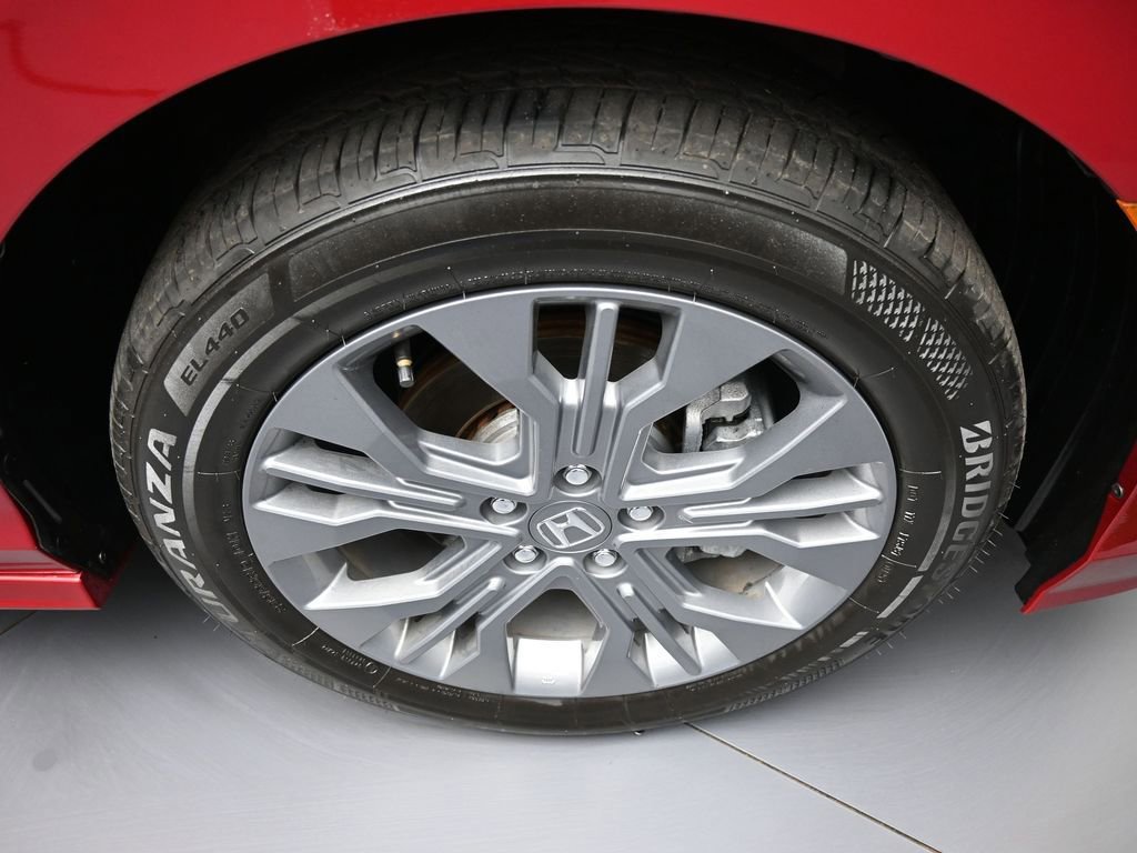 Used 2025 Honda Odyssey Touring image 13