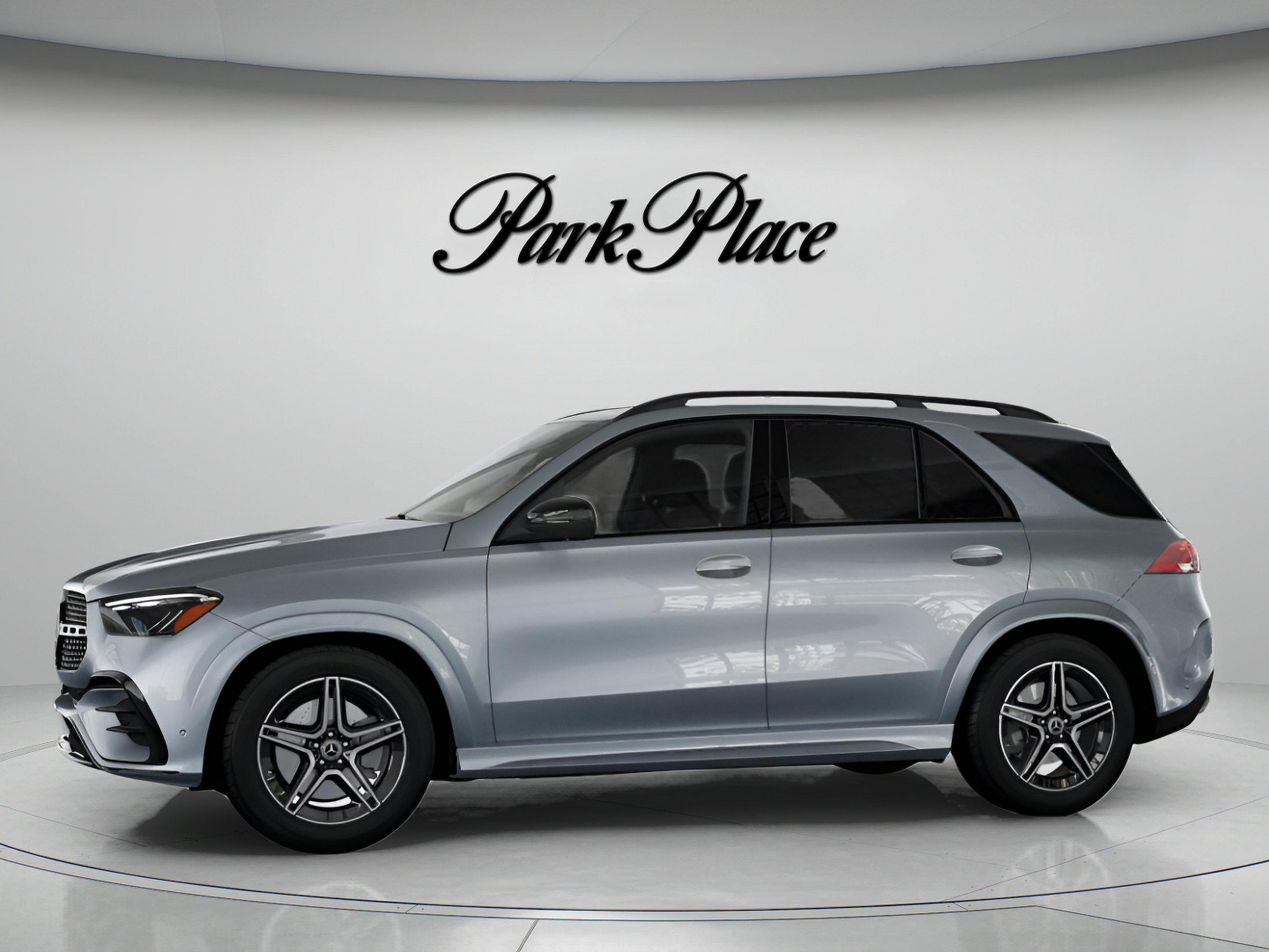 Used 2026 Mercedes-Benz GLE 350 4MATIC image 4