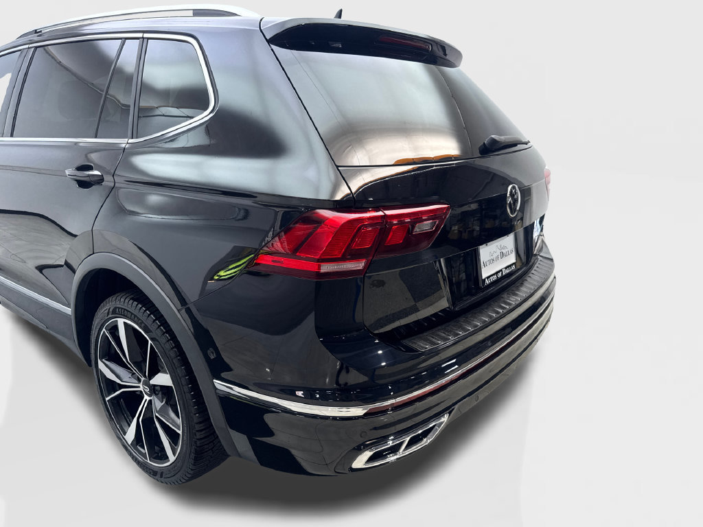 Used 2024 Volkswagen Tiguan SEL R-Line AWD/4WD image 21