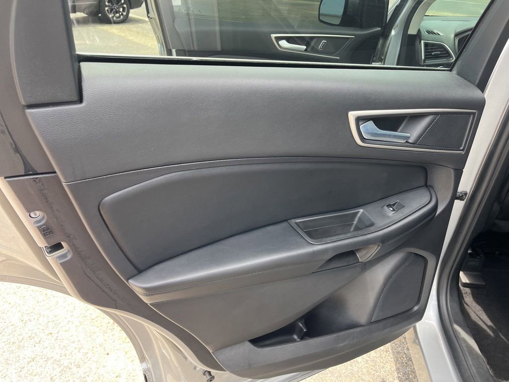 Used 2022 Ford Edge SEL AWD/4WD image 24