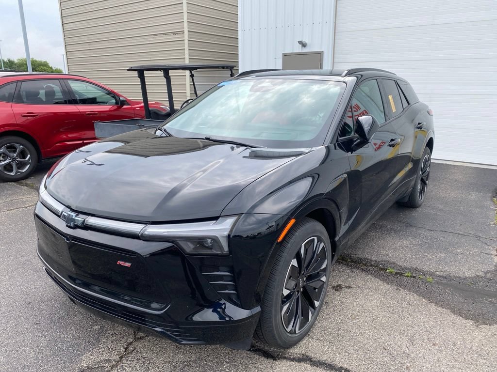 Used 2024 Chevrolet Blazer EV RS AWD/4WD image 2