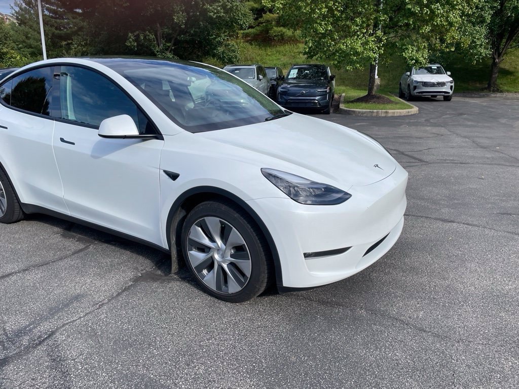 Used 2023 Tesla Model Y Long Range AWD/4WD image 21