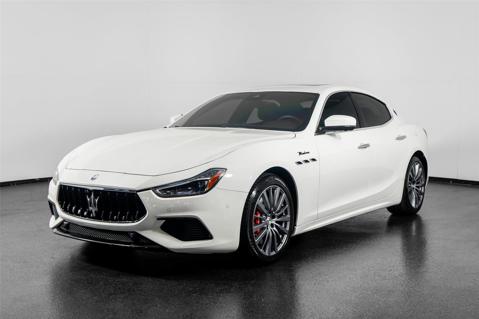 Used 2023 Maserati Ghibli Modena image 20