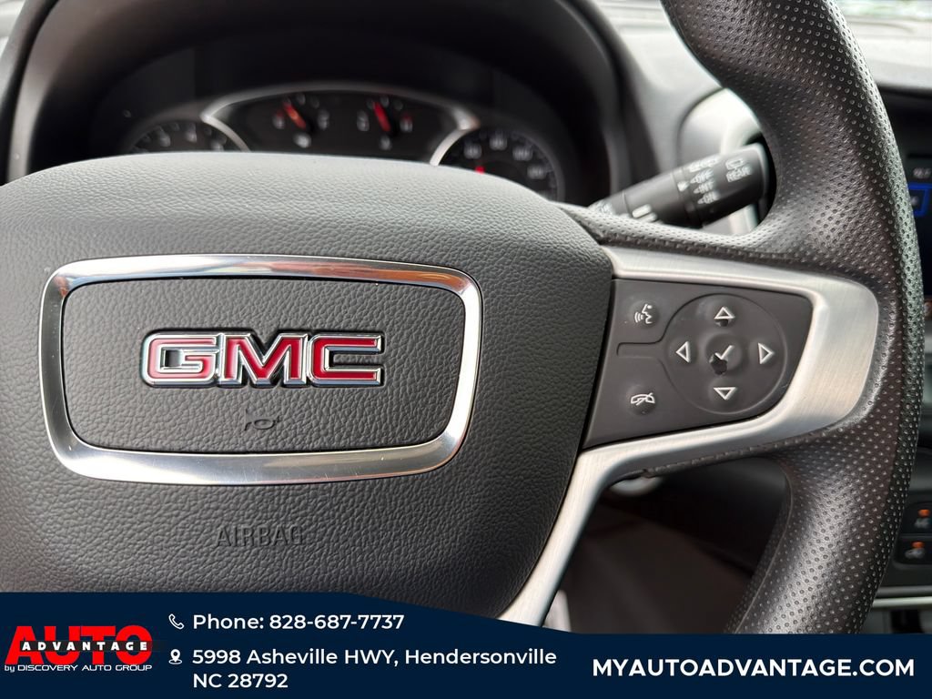Used 2024 GMC Terrain SLE AWD/4WD image 22